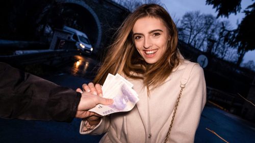 PublicAgent: French Babe Wants To Fuck – Alba Lala