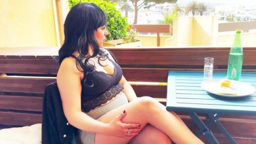 Sophia, 37 years old, is very hot