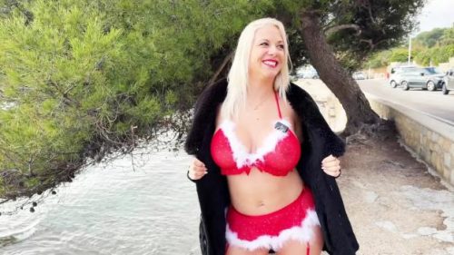 Ava White wishes you a Merry Christmas