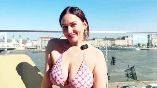 Amuse Adore, 38 years old, English teacher